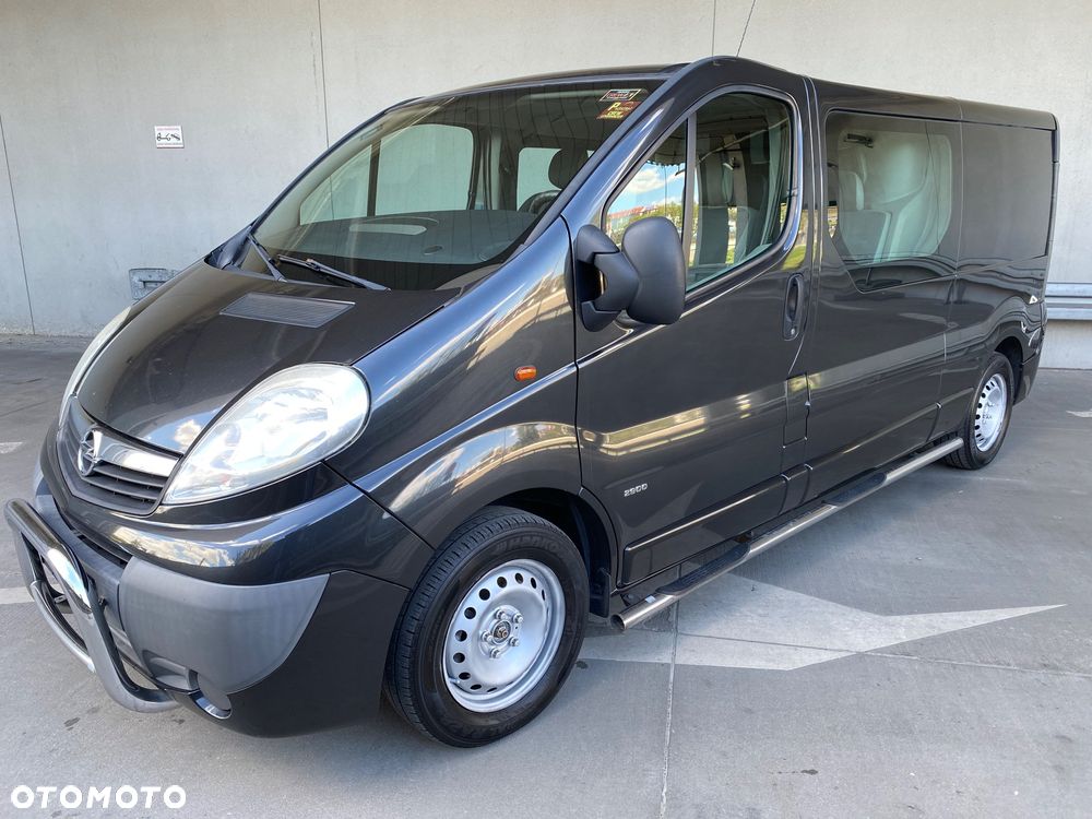 Opel Vivaro L2H1 2.9t - 19