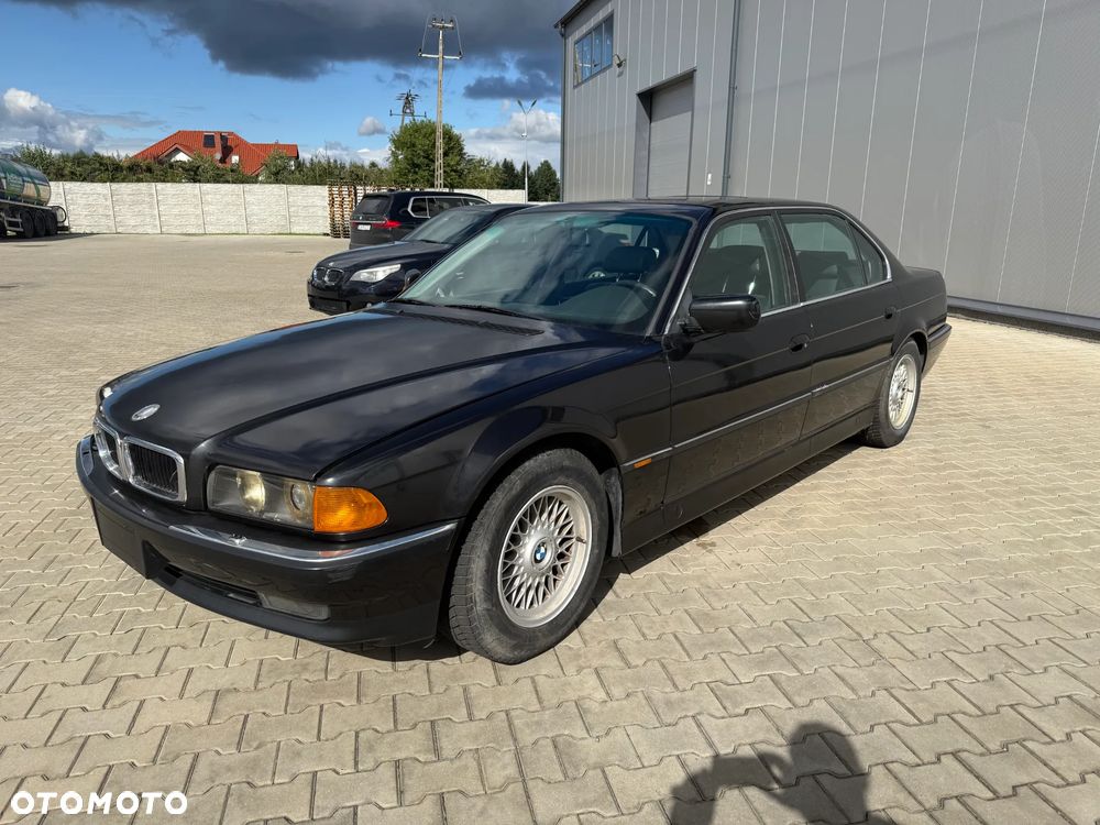 BMW Seria 7 - 1