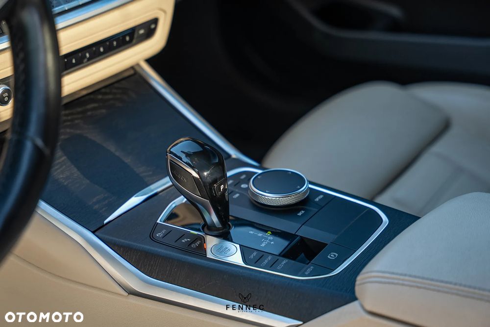 BMW Seria 3 - 24