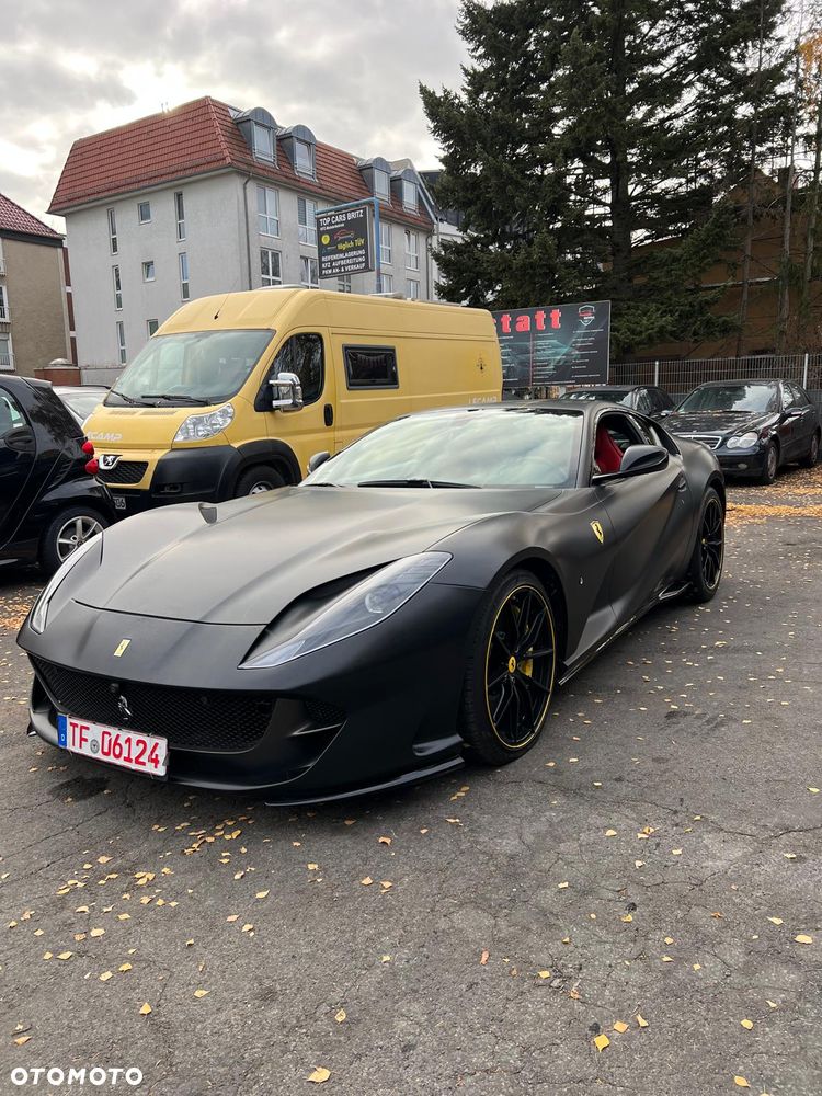 Ferrari 812 Superfast - 3