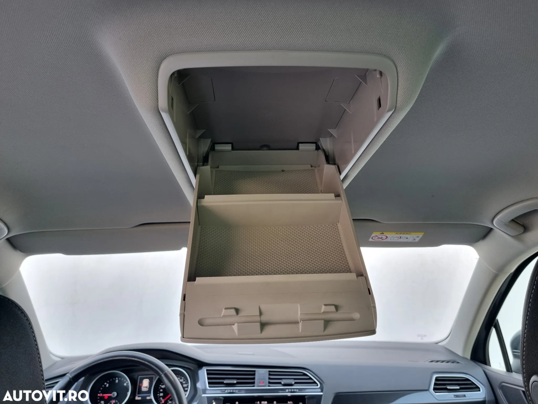 Volkswagen Tiguan 2.0 TDI SCR DSG Life - 36