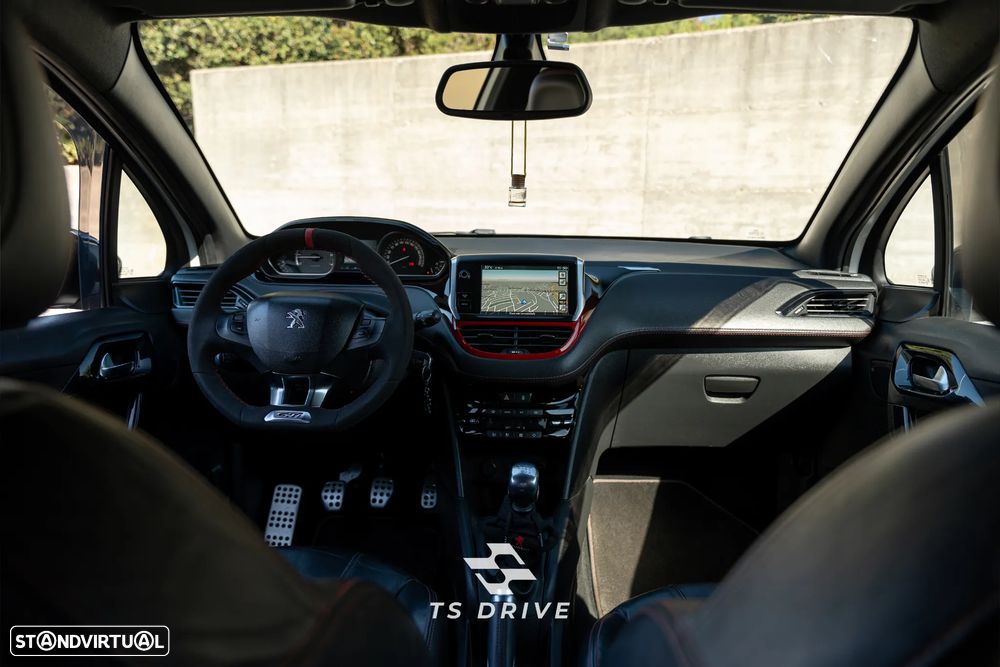 Peugeot 208 1.6 THP GTi - 7