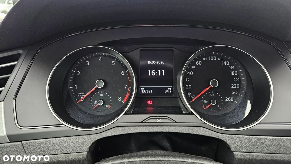 Volkswagen Passat 1.5 TSI EVO Trendline DSG - 36