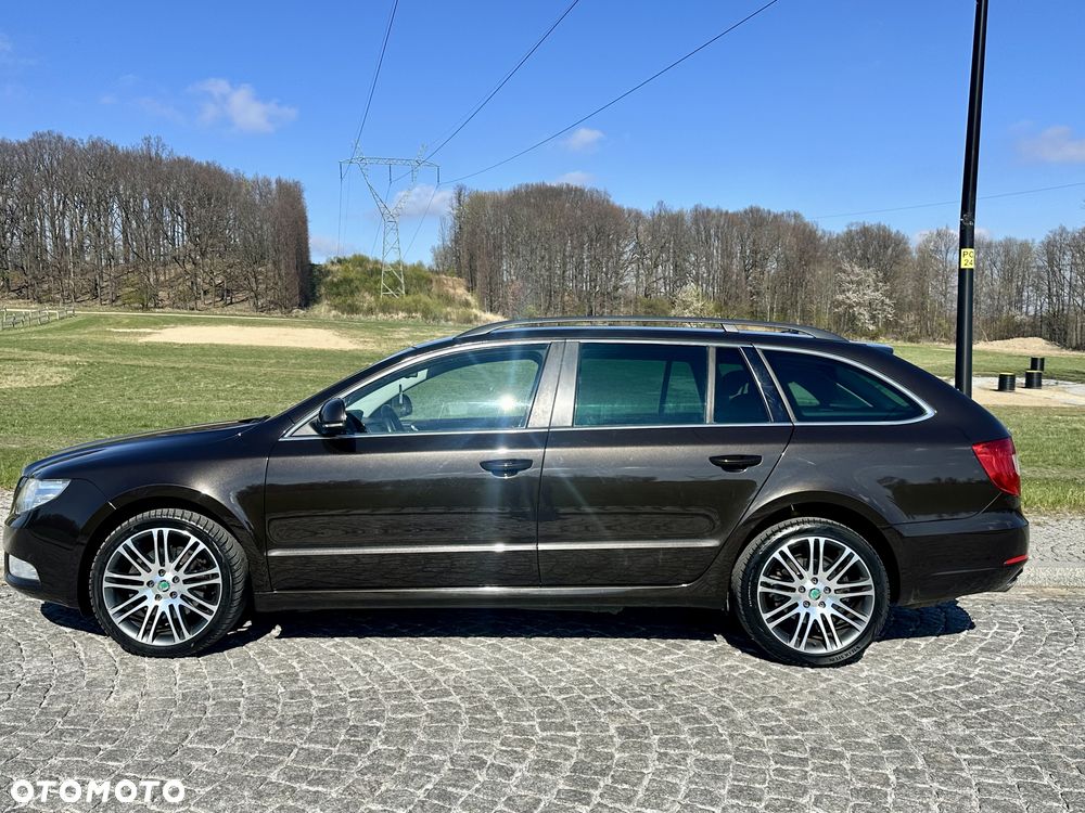 Skoda Superb 2.0 TDI DSG Exclusive - 5