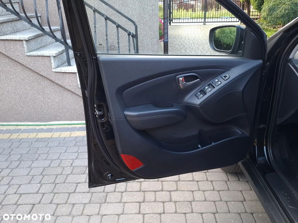 Hyundai ix35 1.7 CRDi 2WD Fifa World Cup Edition - 10