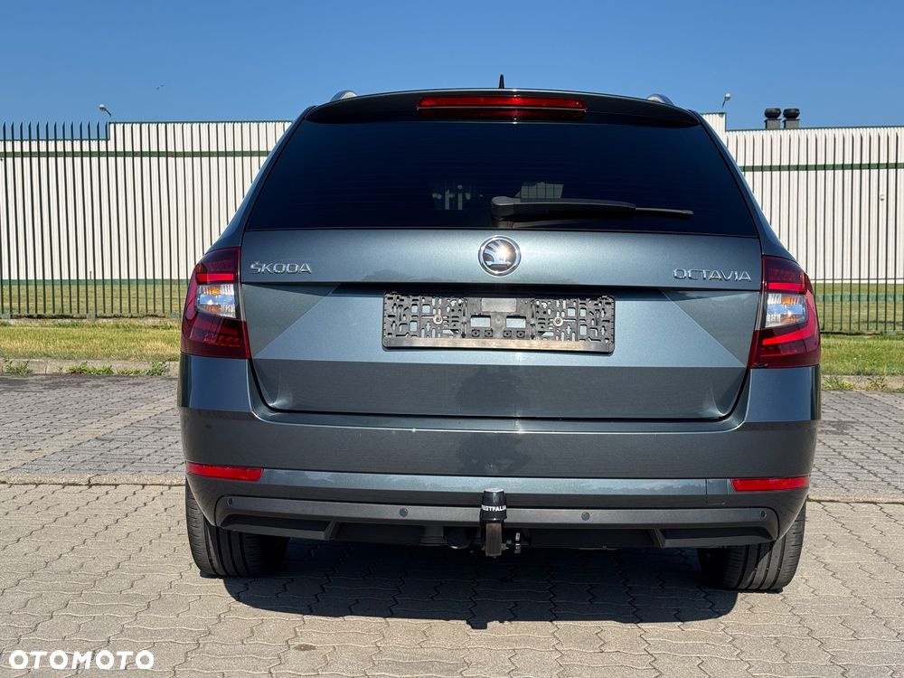 Skoda Octavia 1.6 TDI DSG Premium Edition - 9
