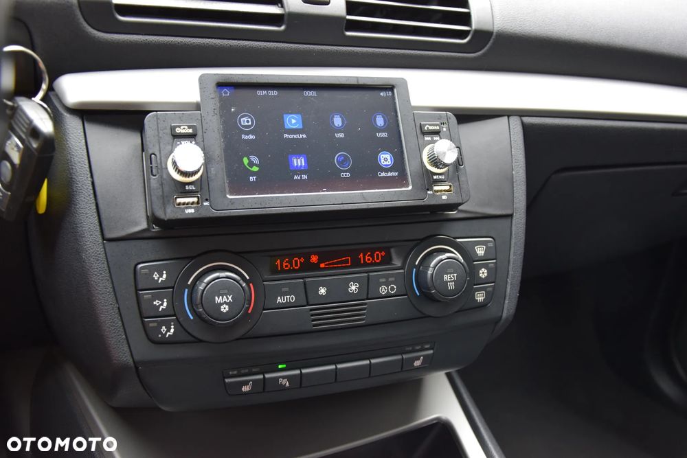BMW Seria 1 - 32