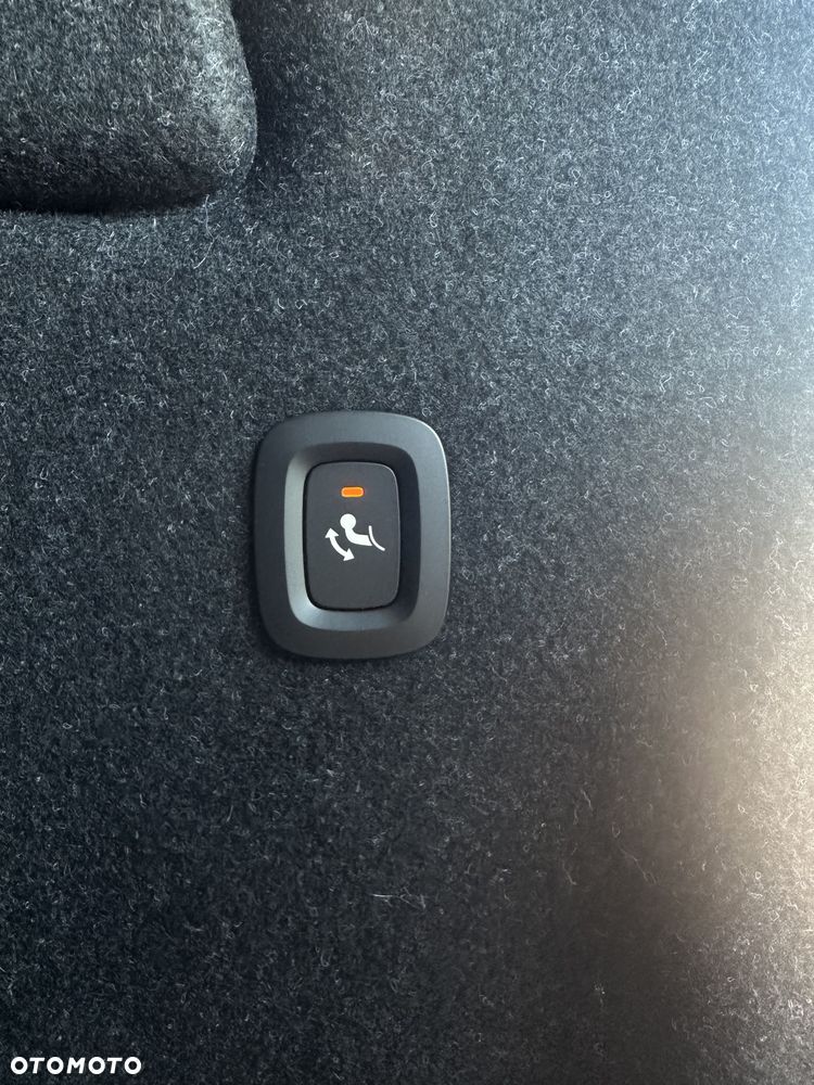 Volvo XC 40 - 30