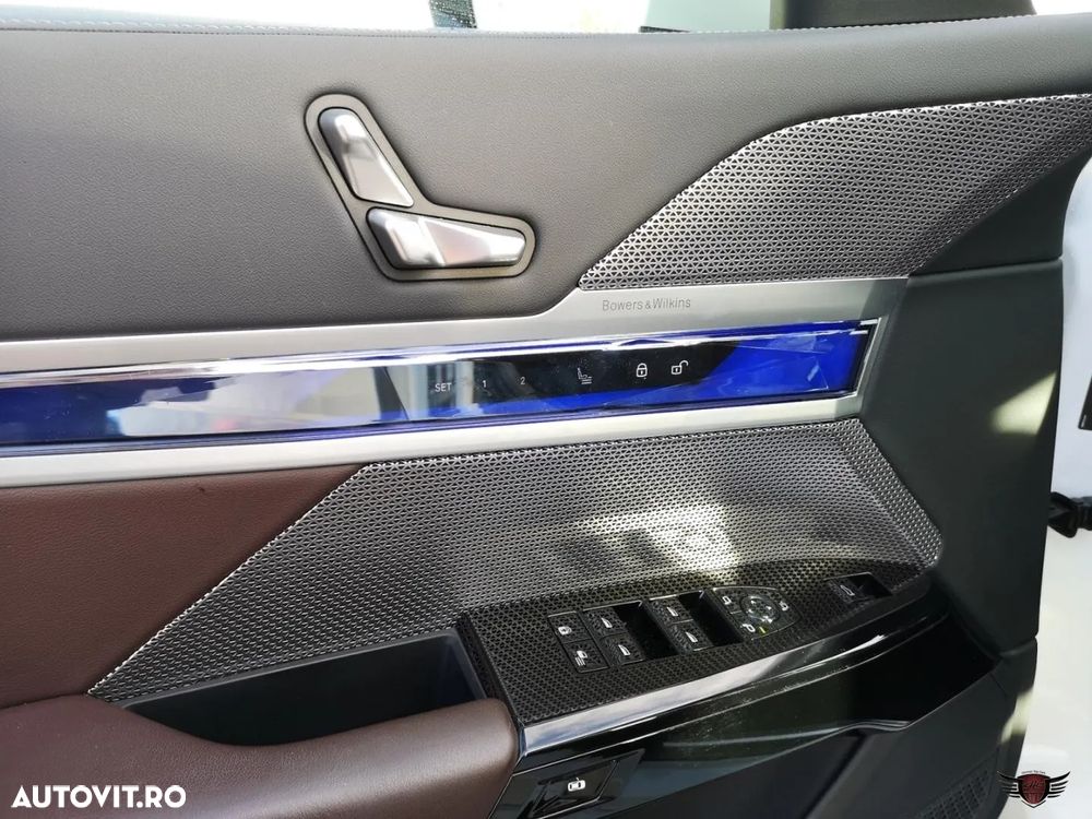 BMW Seria 7 740d xDrive - 13