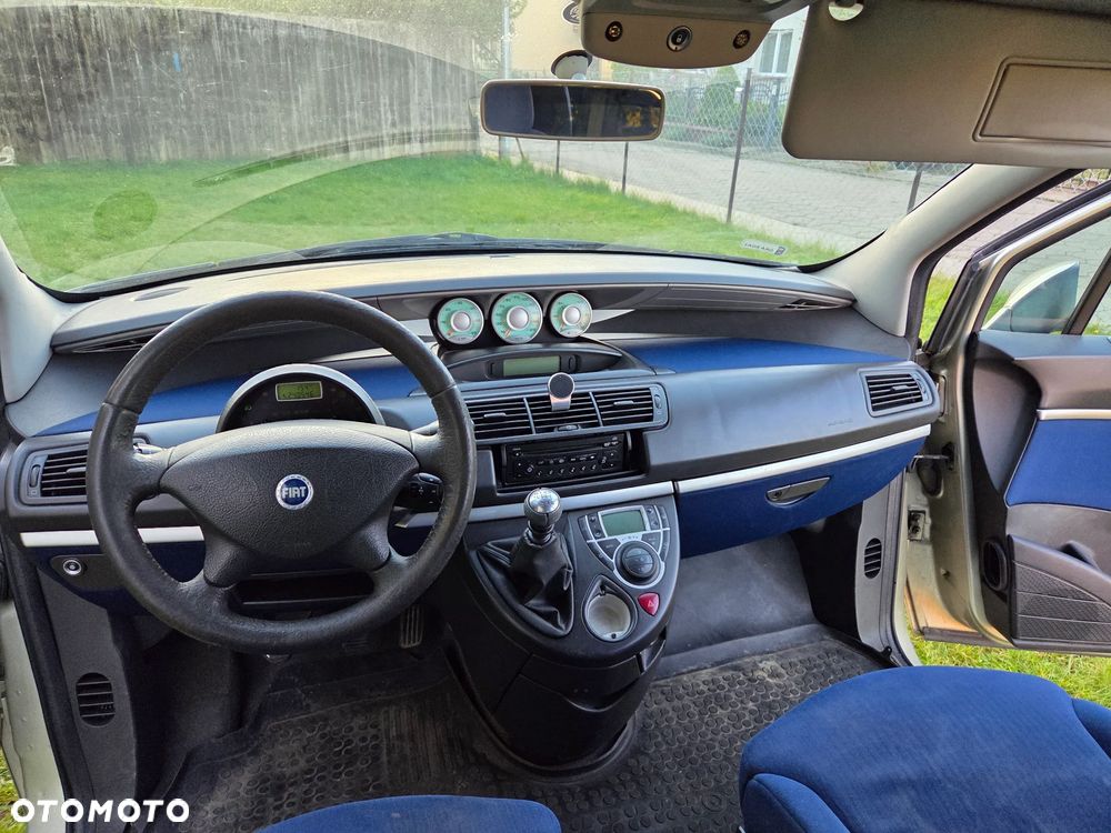 Fiat Ulysse 2.2 JTD Dynamic - 16