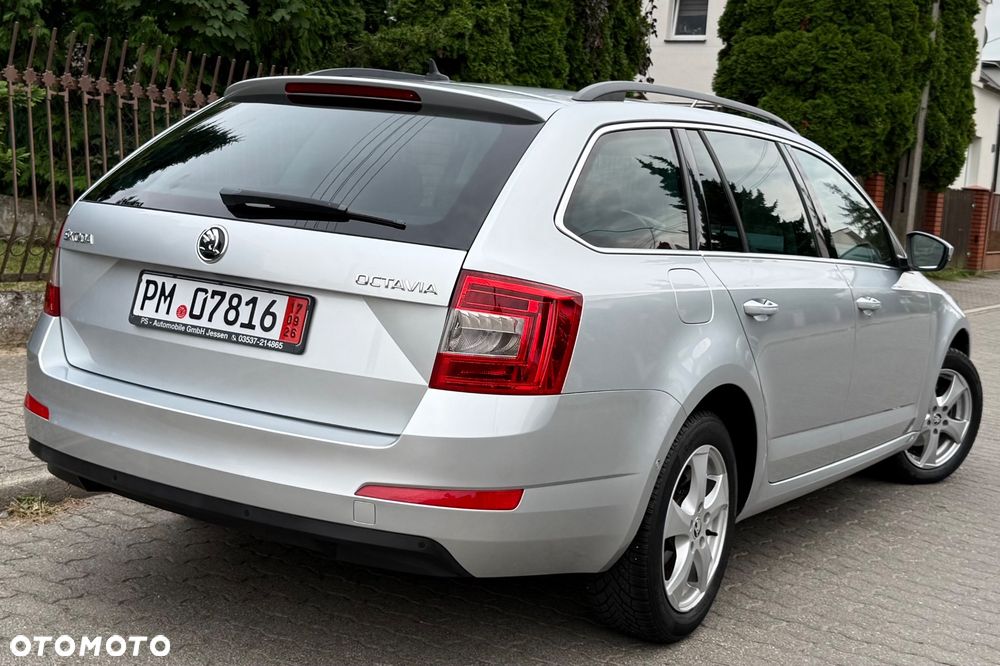 Skoda Octavia 1.4 TSI DSG Style - 2