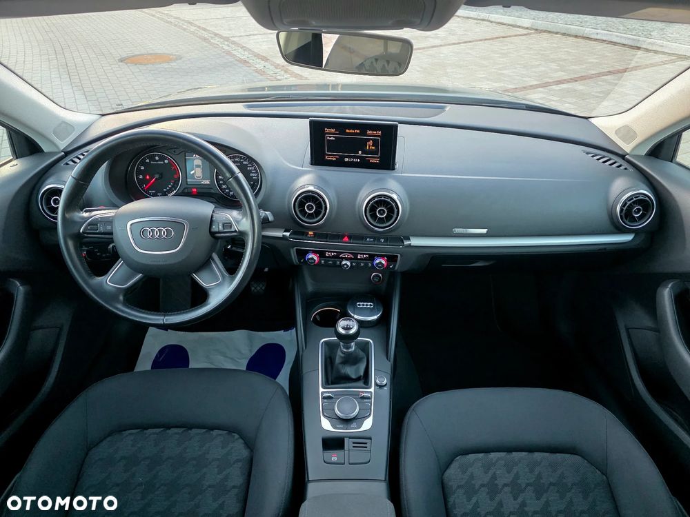 Audi A3 Sportback 1.4 TFSI Ambition - 16