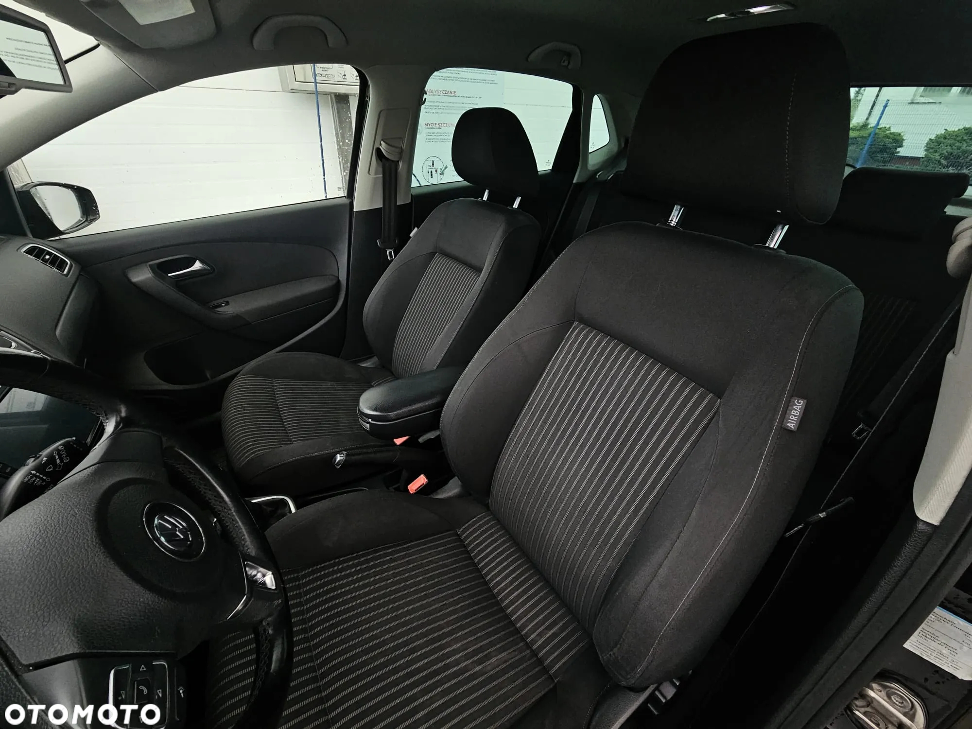 Volkswagen Polo 1.6 TDI DPF Highline - 11