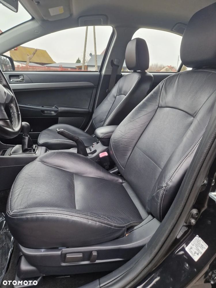 Mitsubishi Lancer Sportback 1.6 ClearTec Top - 10