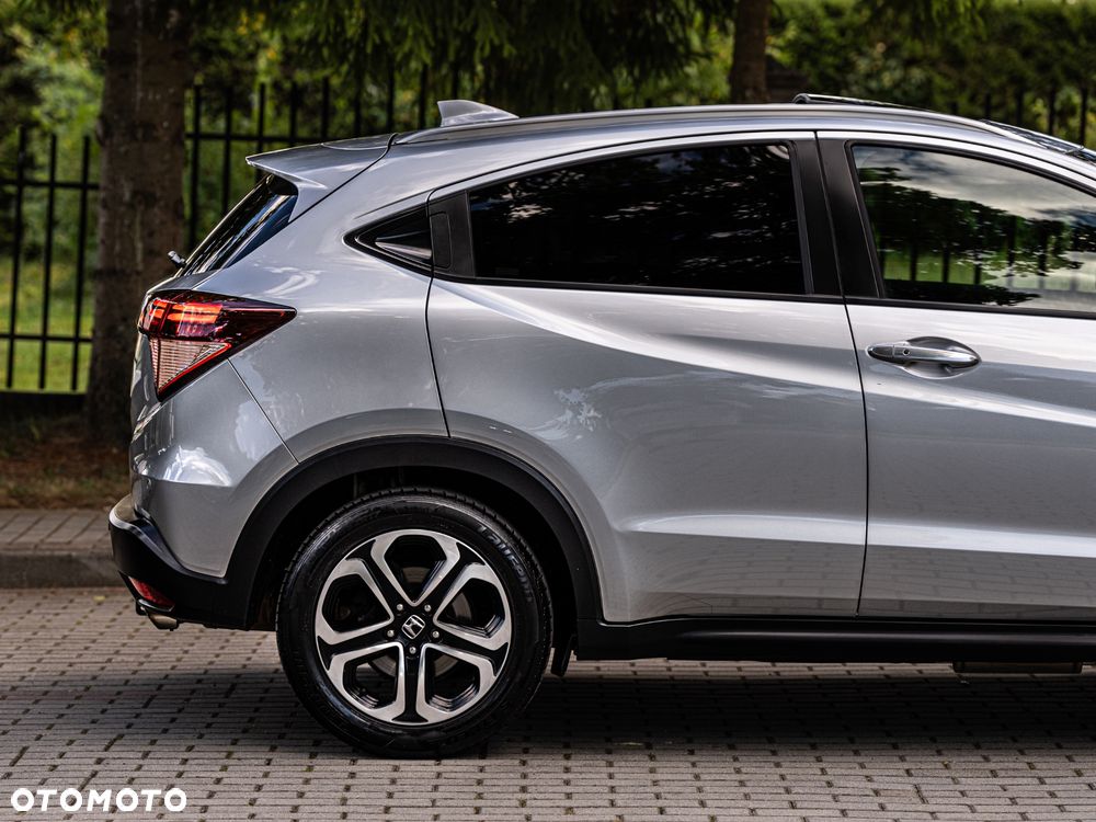 Honda HR-V 1.5 i-VTEC CVT Executive - 8