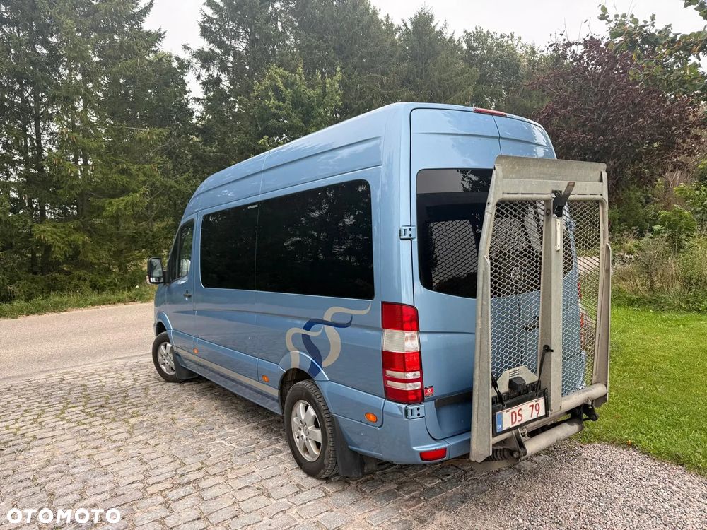 Mercedes-Benz Sprinter - 8