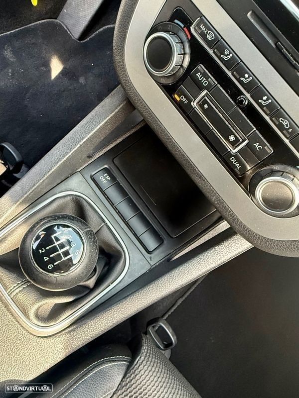 VW Scirocco 2.0 TDI Sport - 11