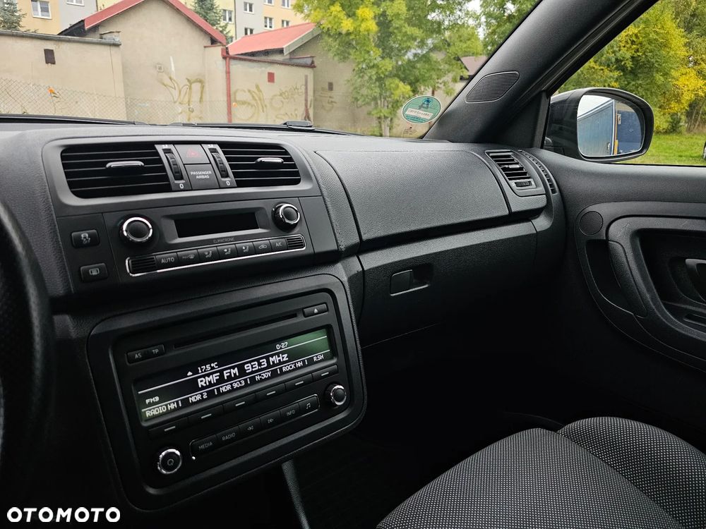 Skoda Fabia 1.2 TSI Monte Carlo - 11