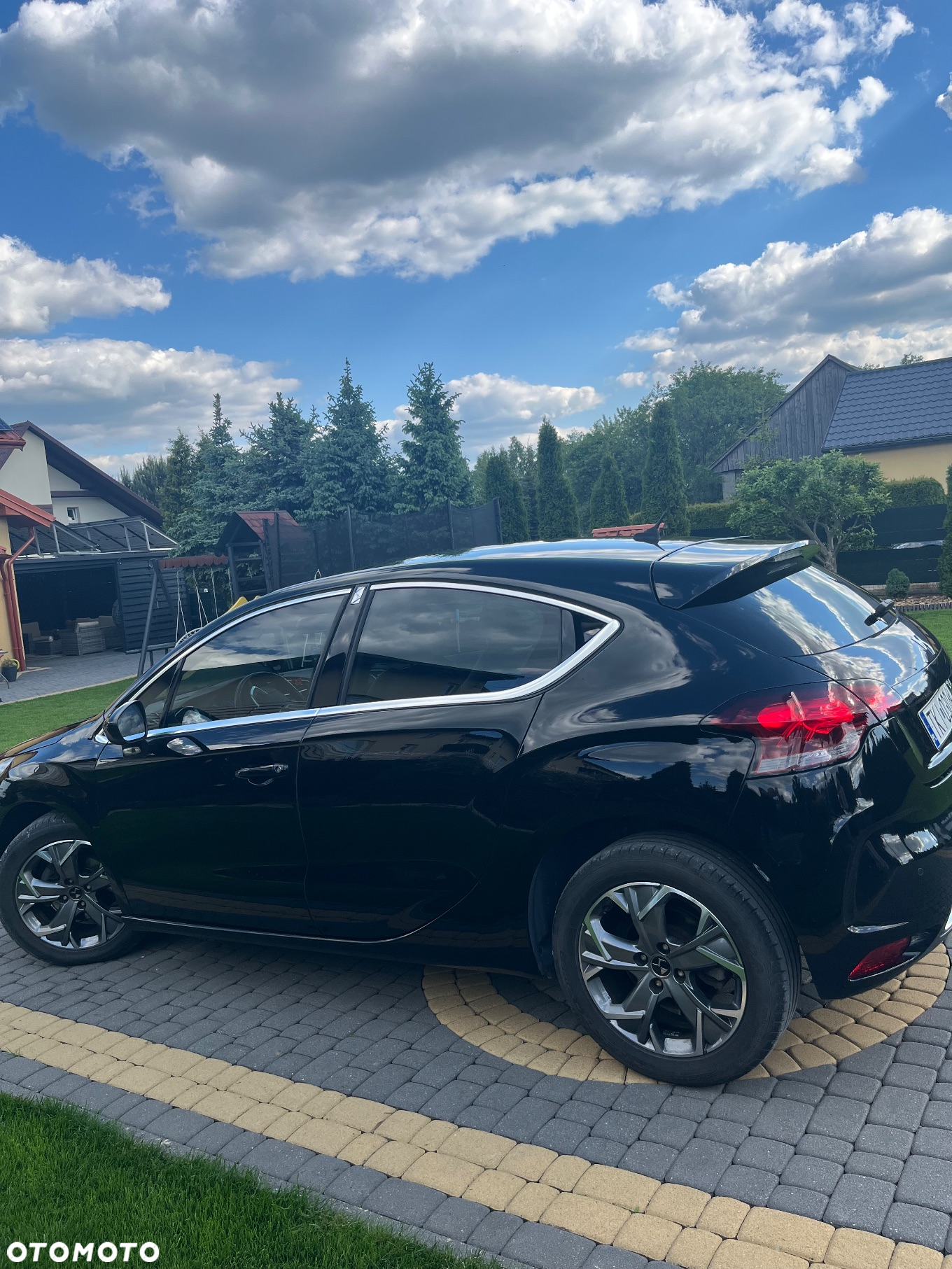 DS Automobiles DS 4 - 12