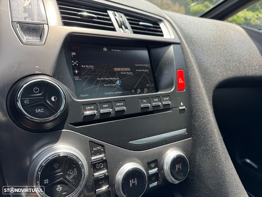 Citroën DS5 2.0 HDi Hy4 So Chic CMP6 88g - 16