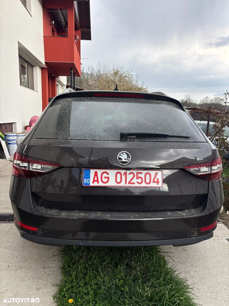Skoda Superb 2.0 TDI 4X4 DSG L&K - 2