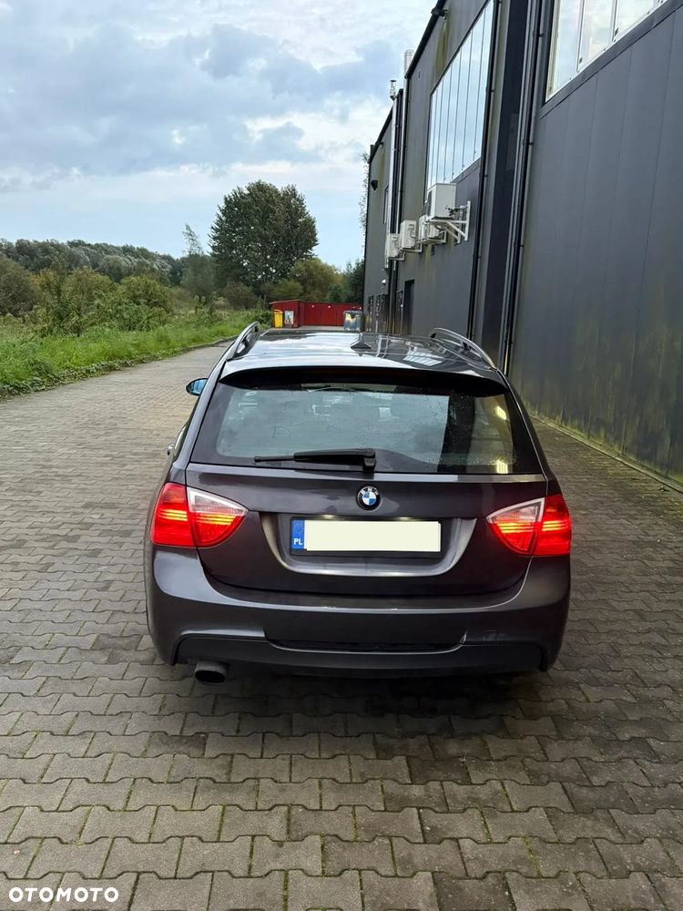 BMW Seria 3 320i Touring Edition Sport - 11