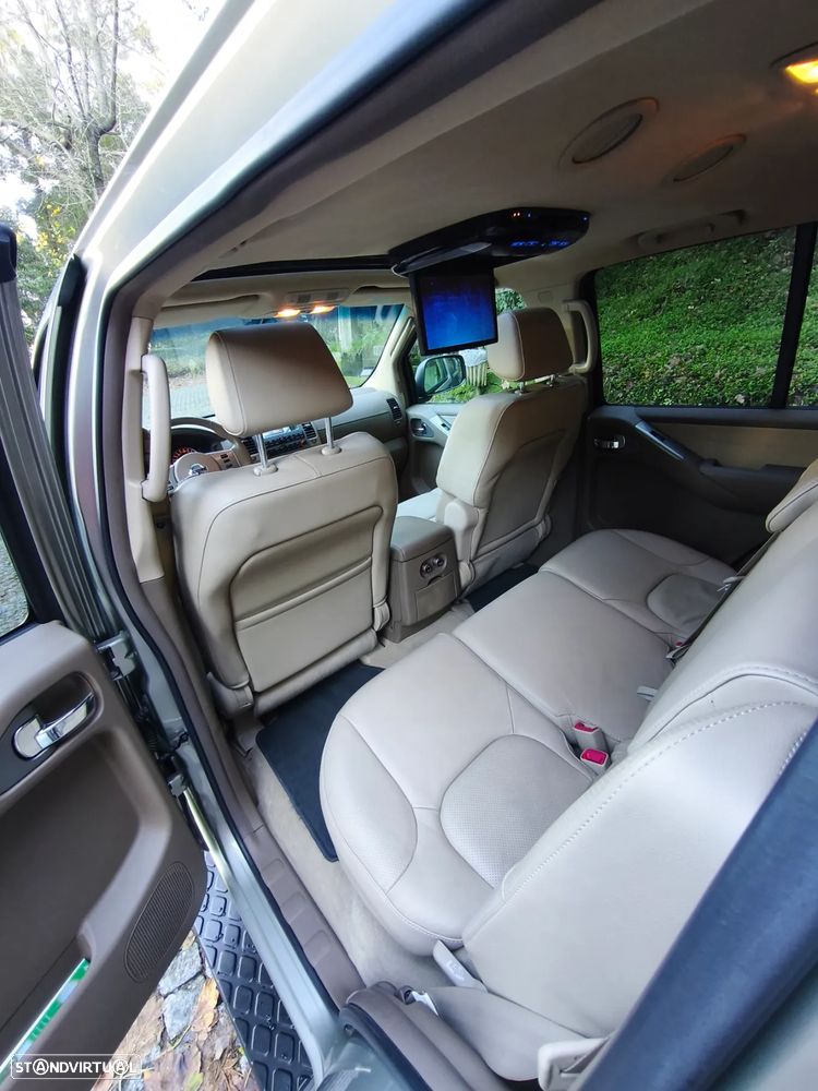 Nissan Pathfinder 2.5 dCi SE Comfort IT+Bose Auto. - 6