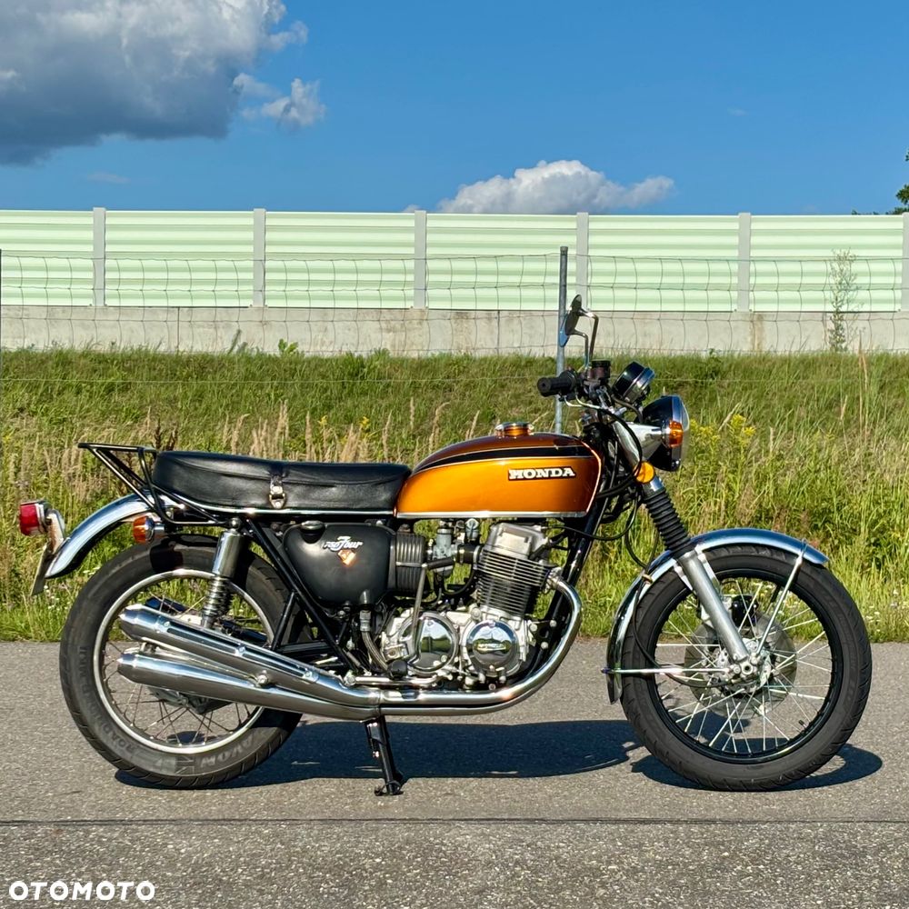 Honda CB - 1