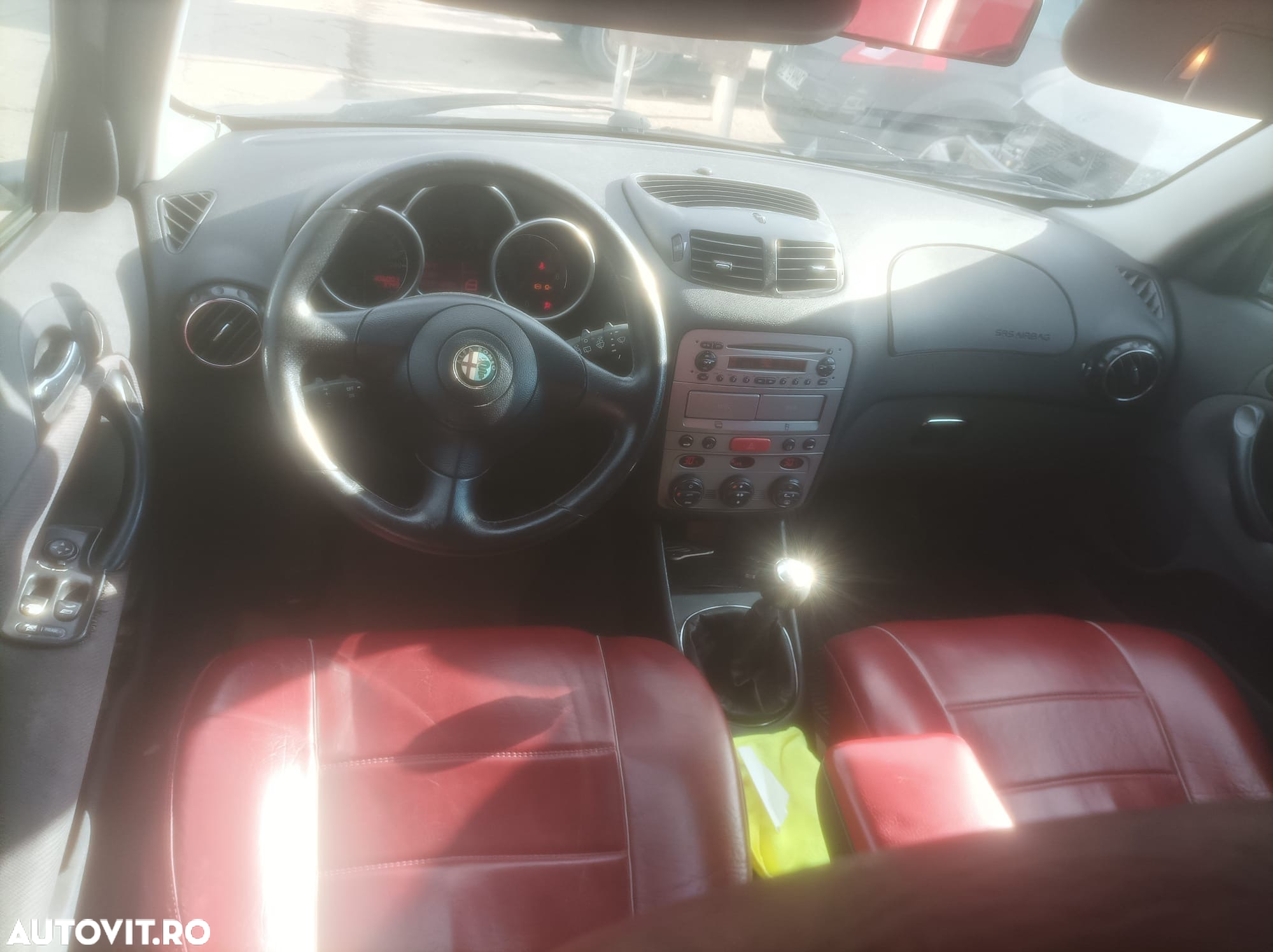 Alfa Romeo 147 1.9 JTD Medium - 2