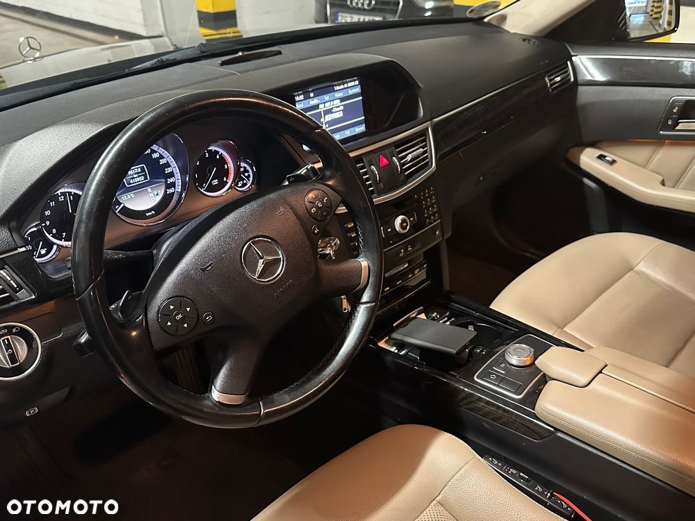 Mercedes-Benz Klasa E 300 BlueTEC 7G-TRONIC Avantgarde - 9