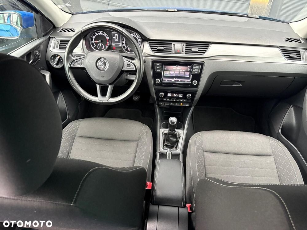 Skoda RAPID 1.0 TSI Style - 11