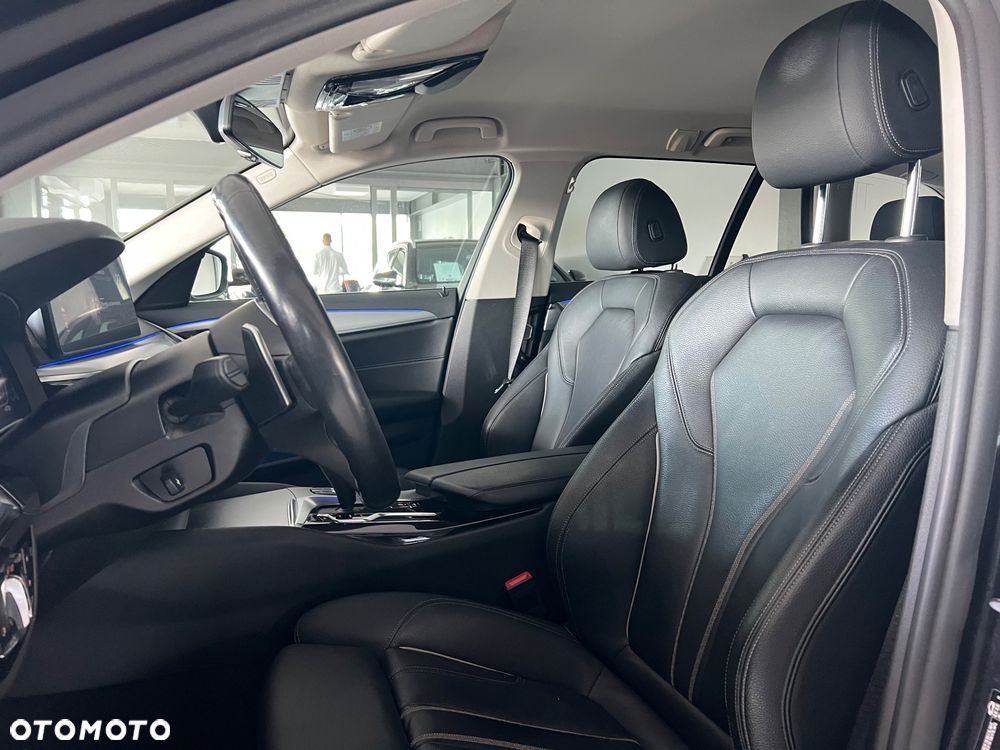 BMW Seria 5 520d xDrive mHEV Luxury Line sport - 23