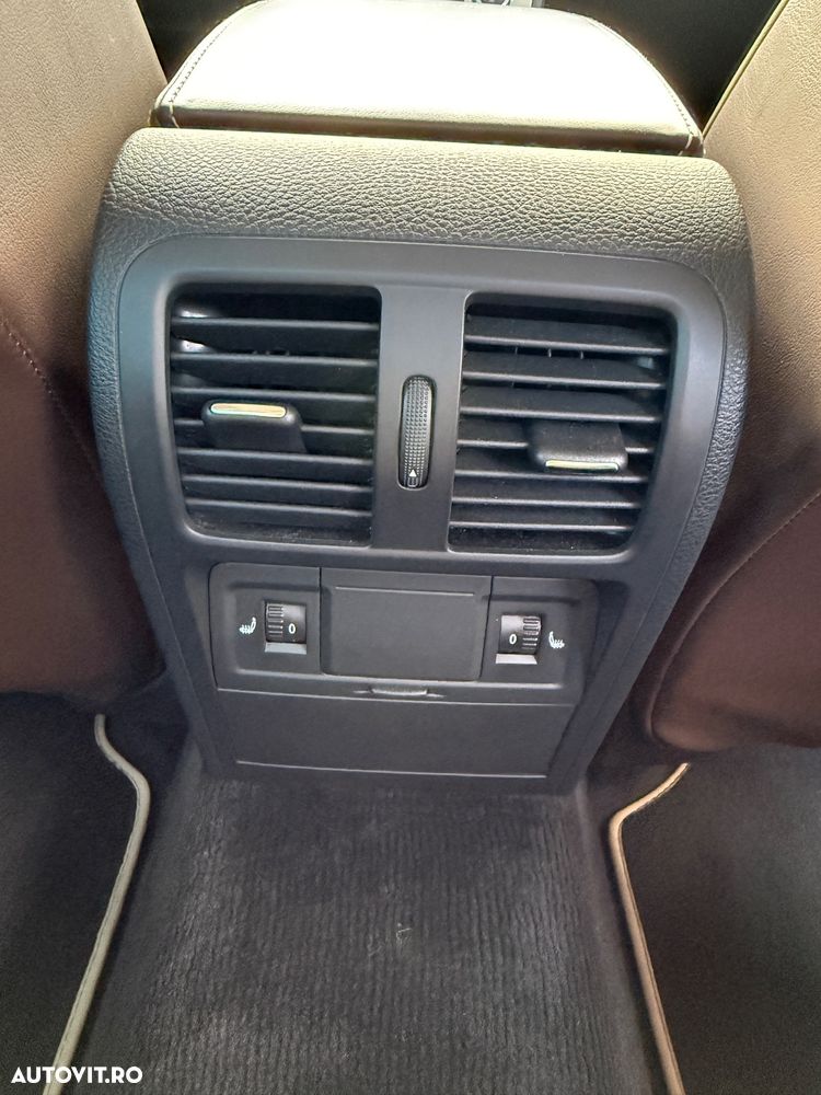 Volkswagen Passat 2.0 Blue TDI SCR Exclusive - 14