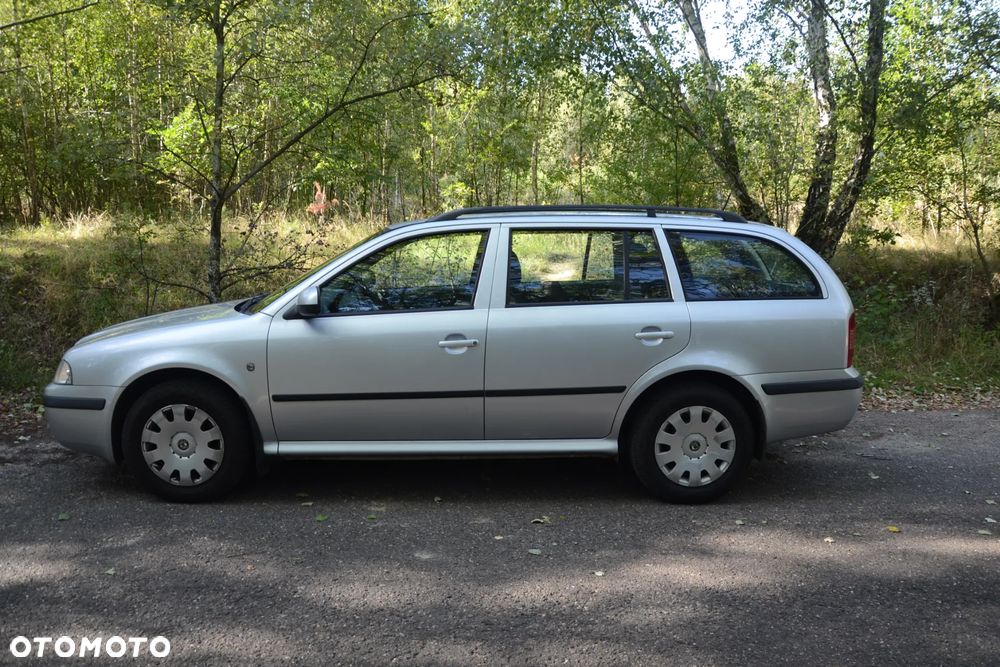 Skoda Octavia 1.6 Tour - 2