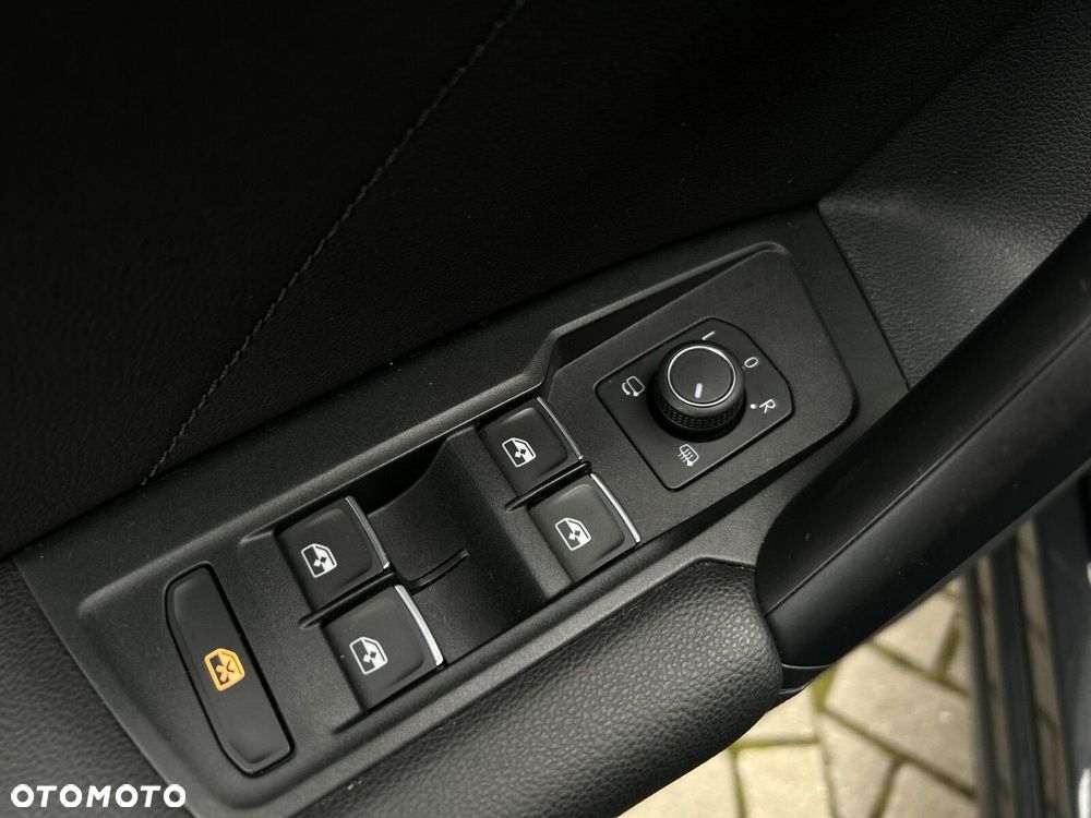 Volkswagen Tiguan 2.0 TSI 4Mot Elegance DSG - 11