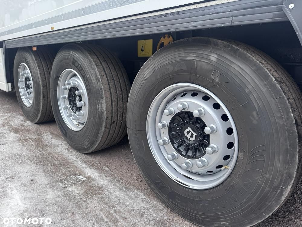 Krone ET:001  Carrier Vector 1950 , Doppelstock - 17