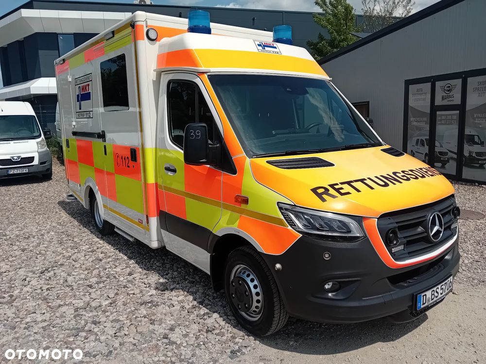 Mercedes-Benz Sprinter - 3
