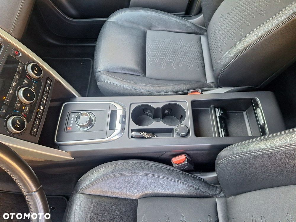 Land Rover Discovery Sport - 21