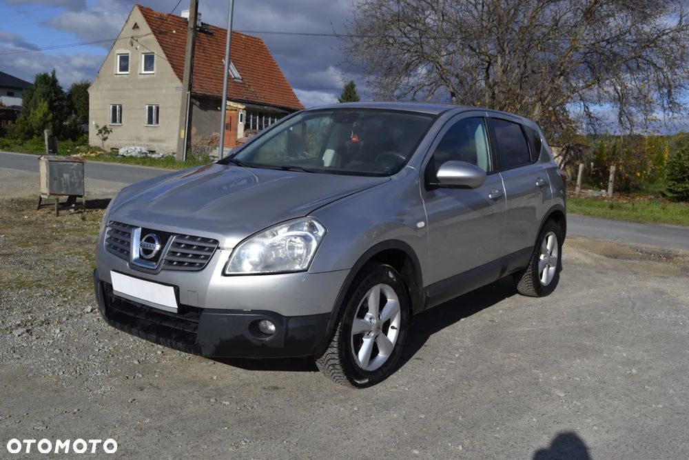 Nissan Qashqai 2.0 dCi 4 x 4 DPF tekna - 4