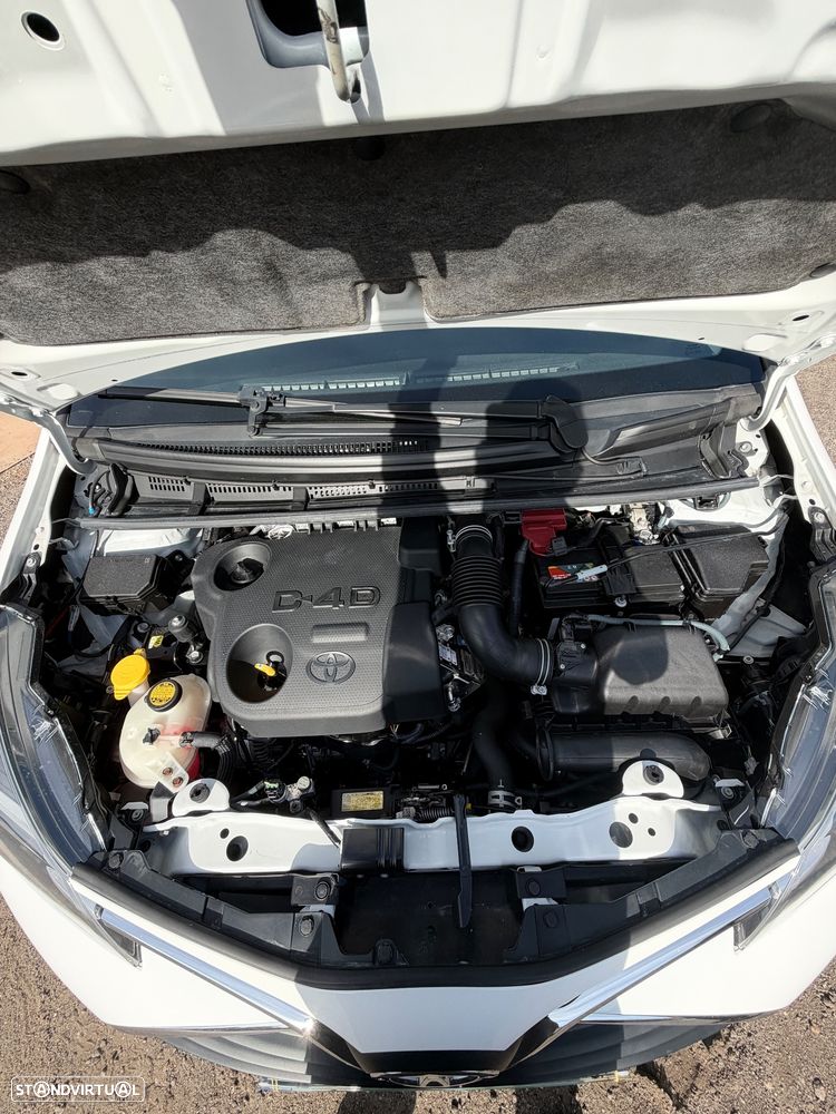 Toyota Yaris 1.4 D-4D Comfort+P.Style - 28