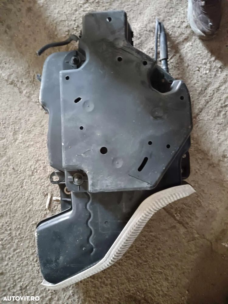 REZERVOR ADBLUE COMPLET AUDI Q3 8U 5N0131877D