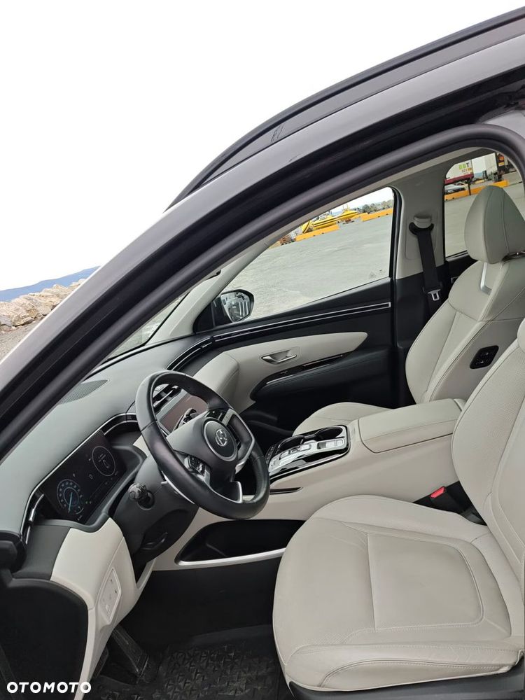 Hyundai Tucson - 11