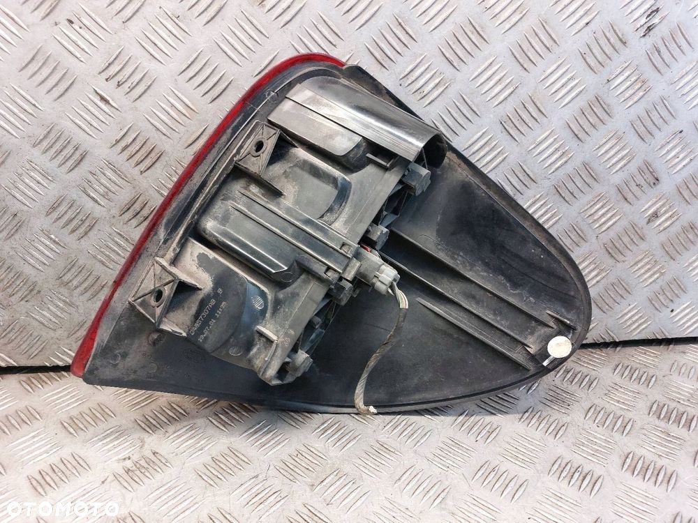 LAMPA LEWY TYŁ VOYAGER IV 04857307AB - 3