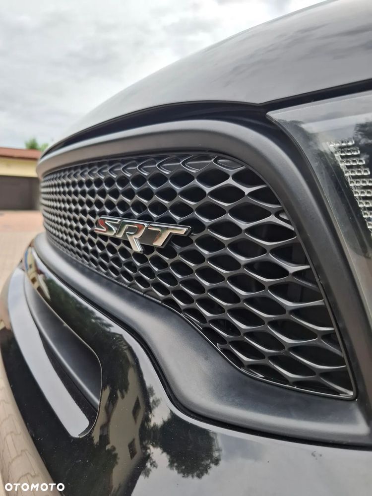 Dodge Durango 6.4 SRT - 12