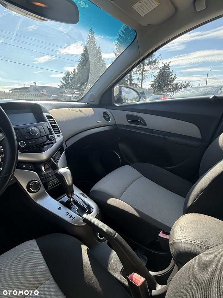 Chevrolet Cruze - 9