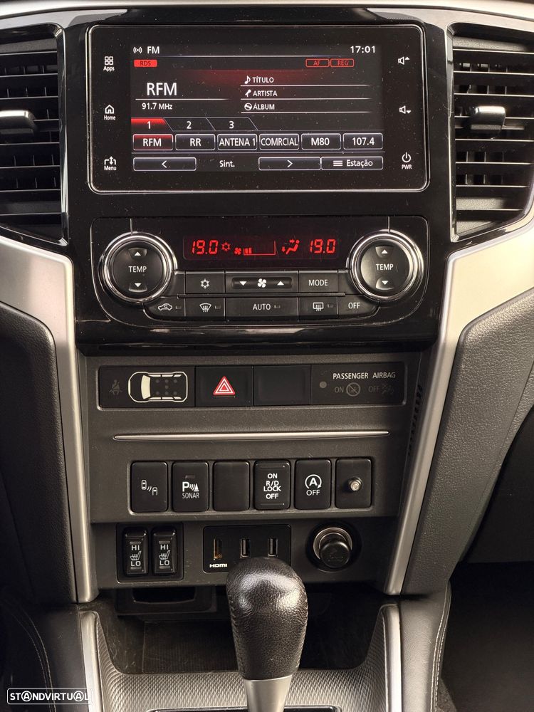 Mitsubishi L200 Pick Up 4x4 S&S Auto Cabine Dupla Select - 20