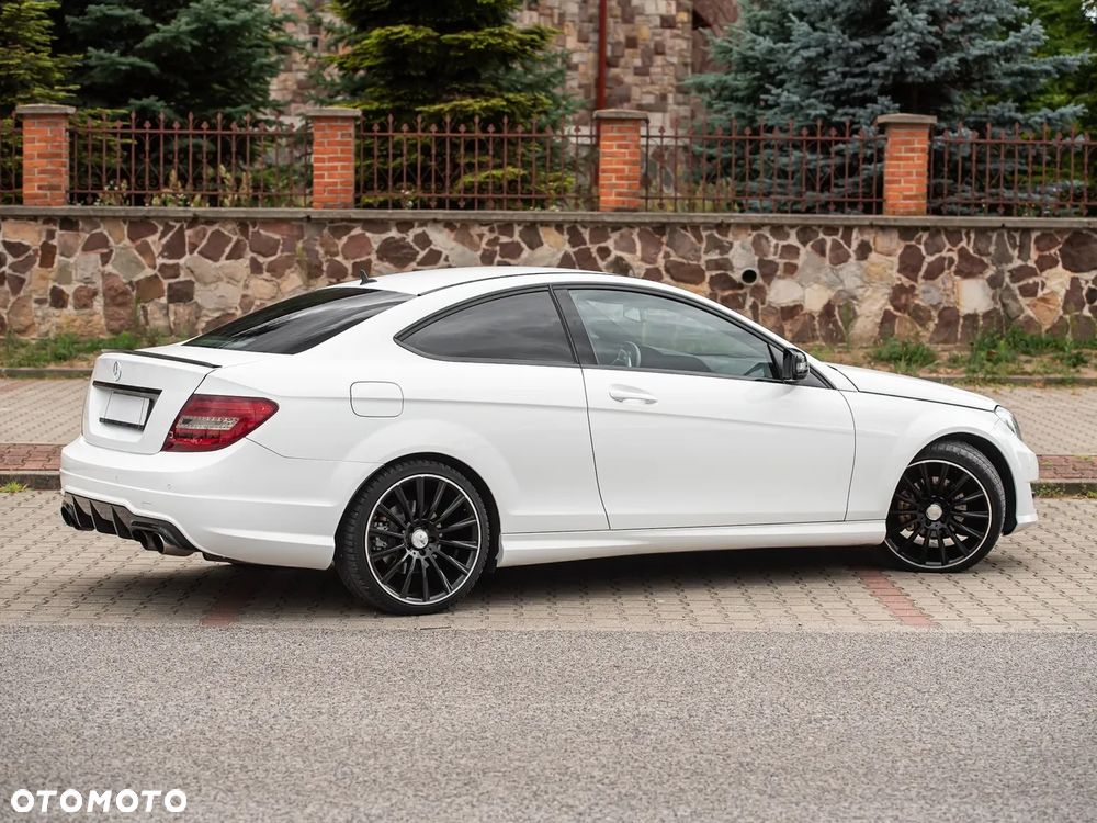 Mercedes-Benz Klasa C 250 Sport 7G-TRONIC - 14
