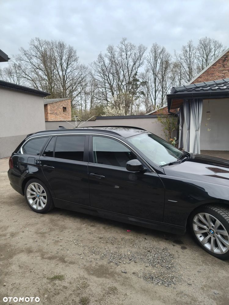 BMW Seria 3 318d - 5