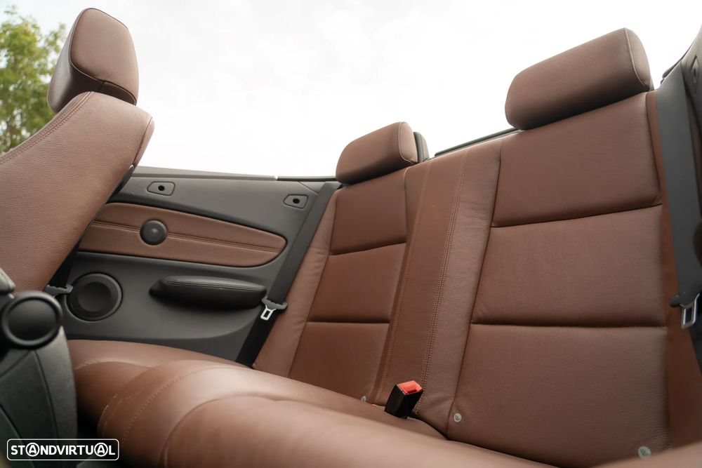 BMW 135 iA Cabrio - 24