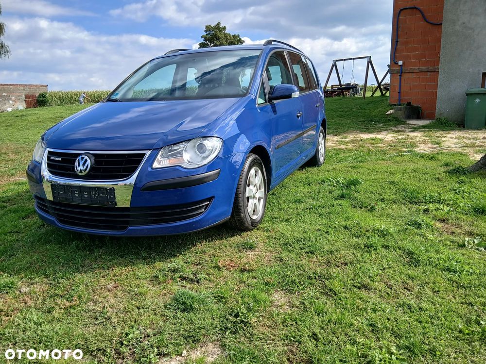 Volkswagen Touran 1.9 TDI Conceptline - 1